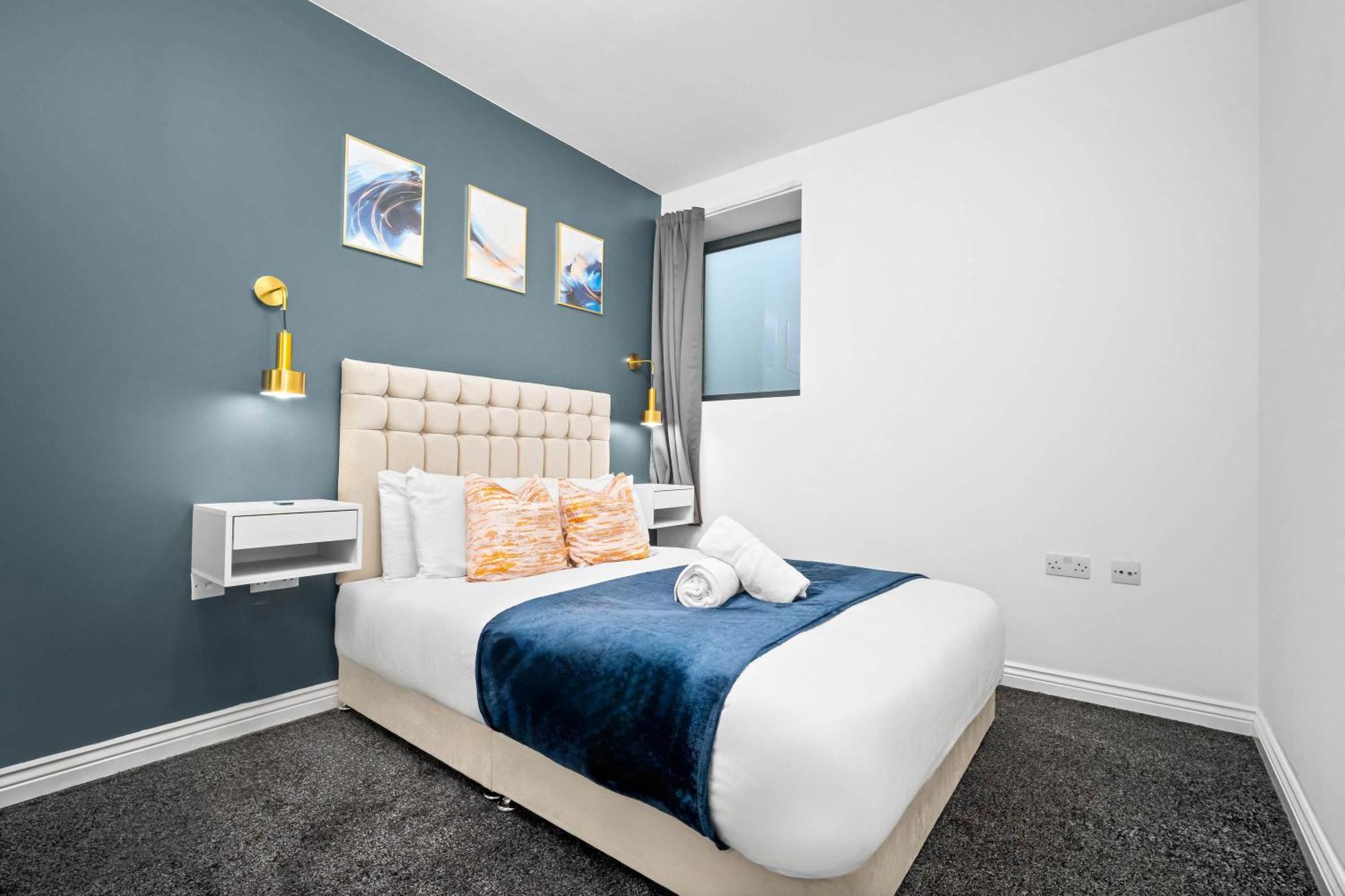 Luxury Two Bedroom - Ceentre - Balcony - Jq - Netflix & Wifi - 11b Apartment
