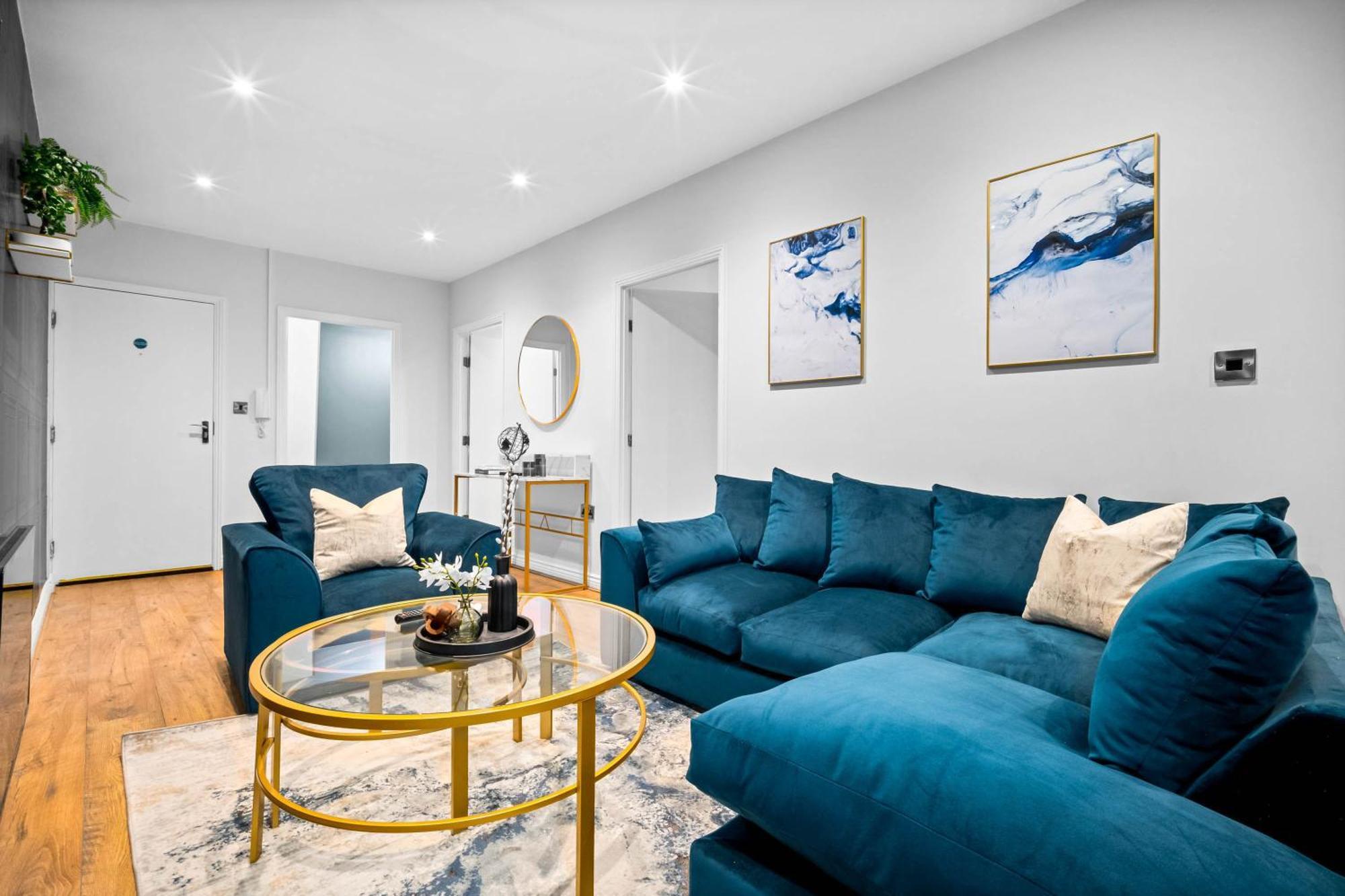 Luxury Two Bedroom - Ceentre - Balcony - Jq - Netflix & Wifi - 11b Apartment *